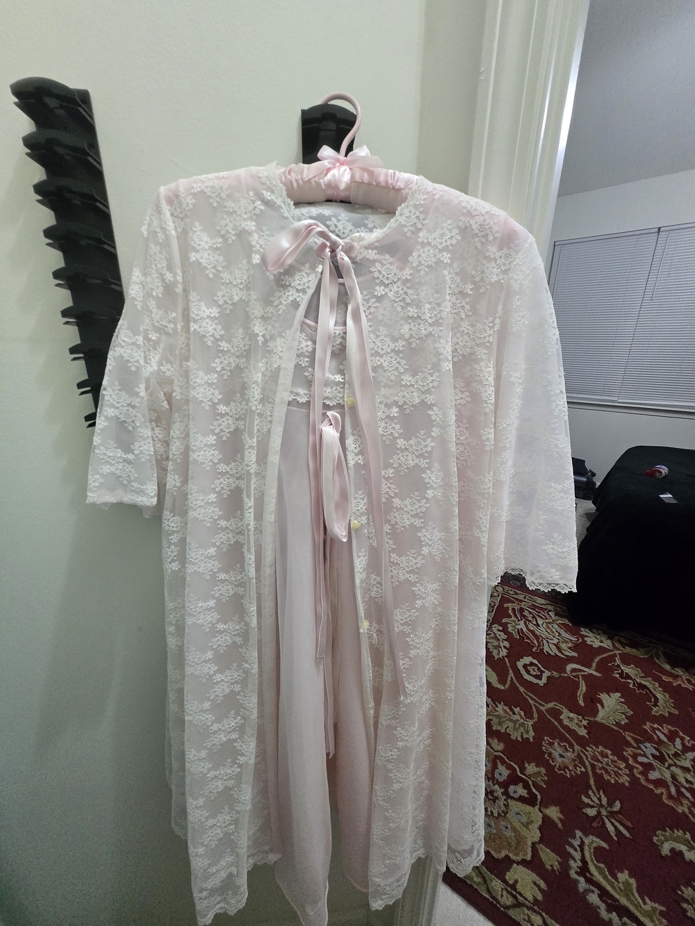 Vintage Movie Star Peignoir Chiffon And Lace Set